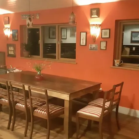 Tim And Fionnuala's House Holiday home *