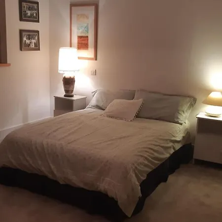 Tim And Fionnuala's House Holiday home *